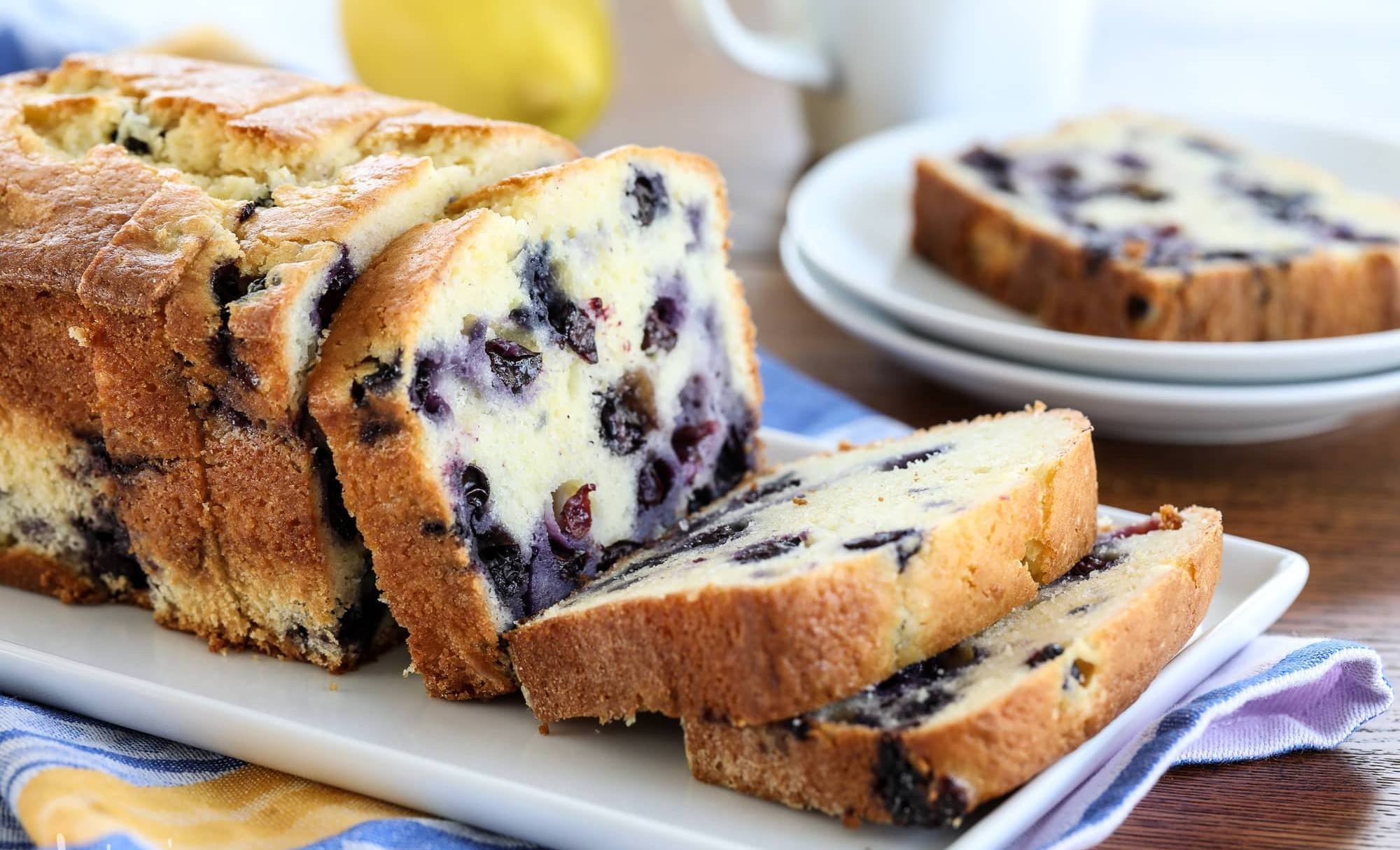 blueberry-bread-with-sour-cream-recipe