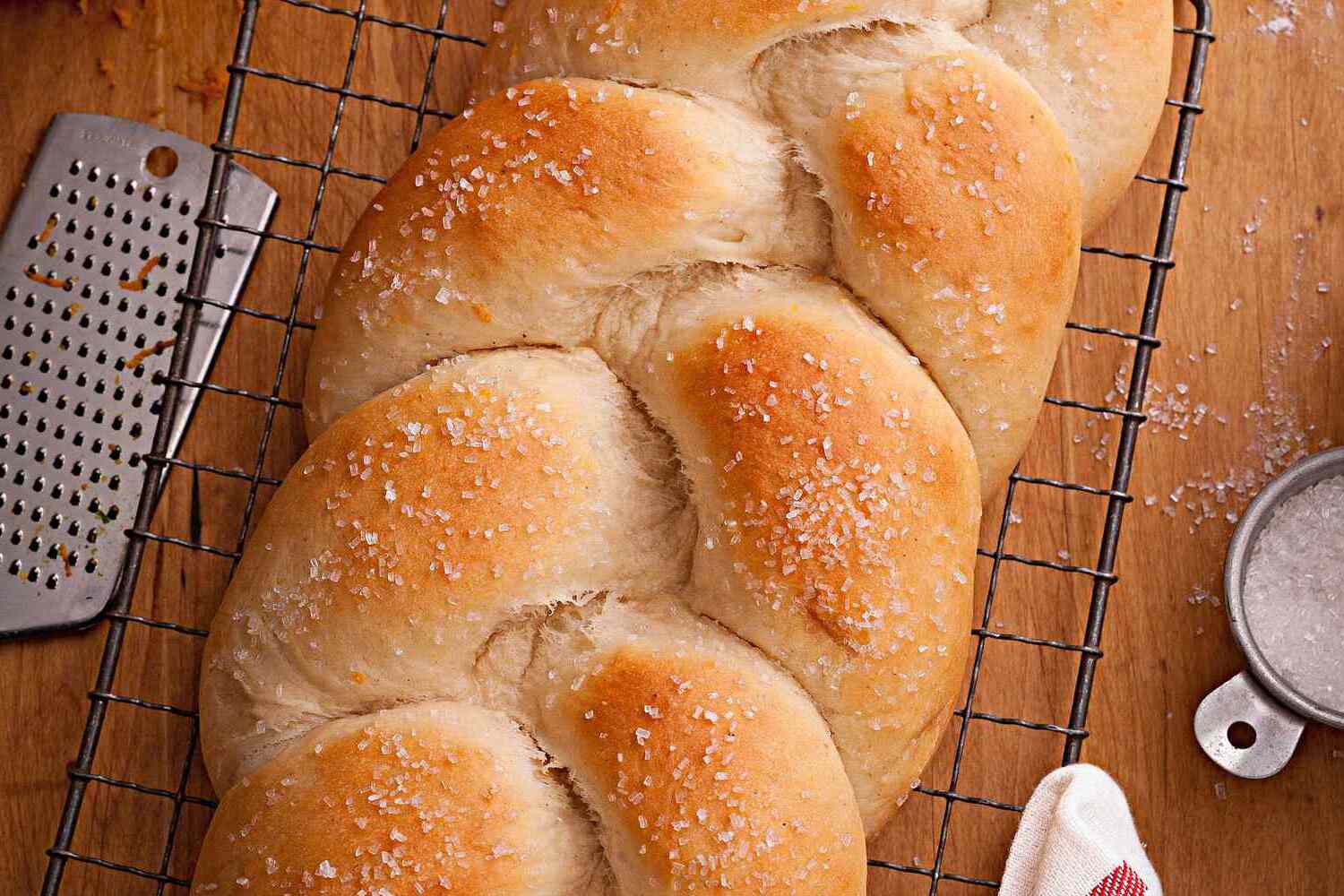 cardamom-currant-and-cashew-bread-recipe