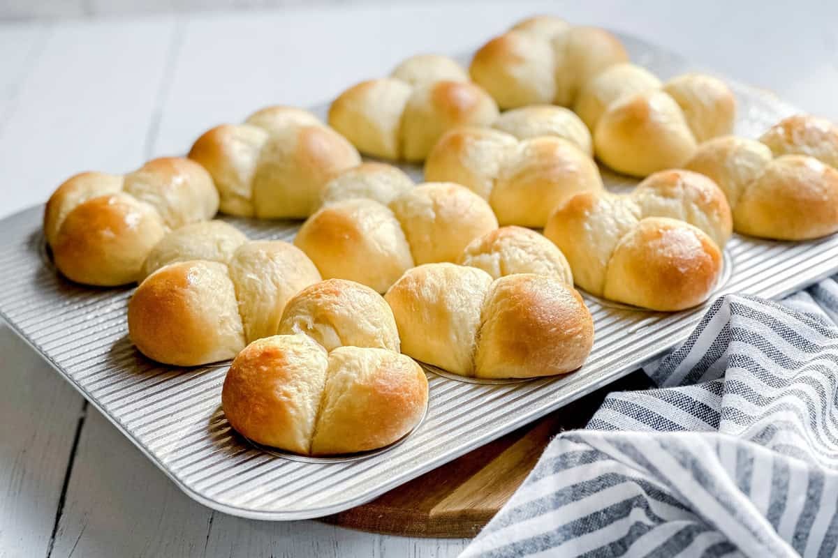 cloverleaf-rolls-recipe