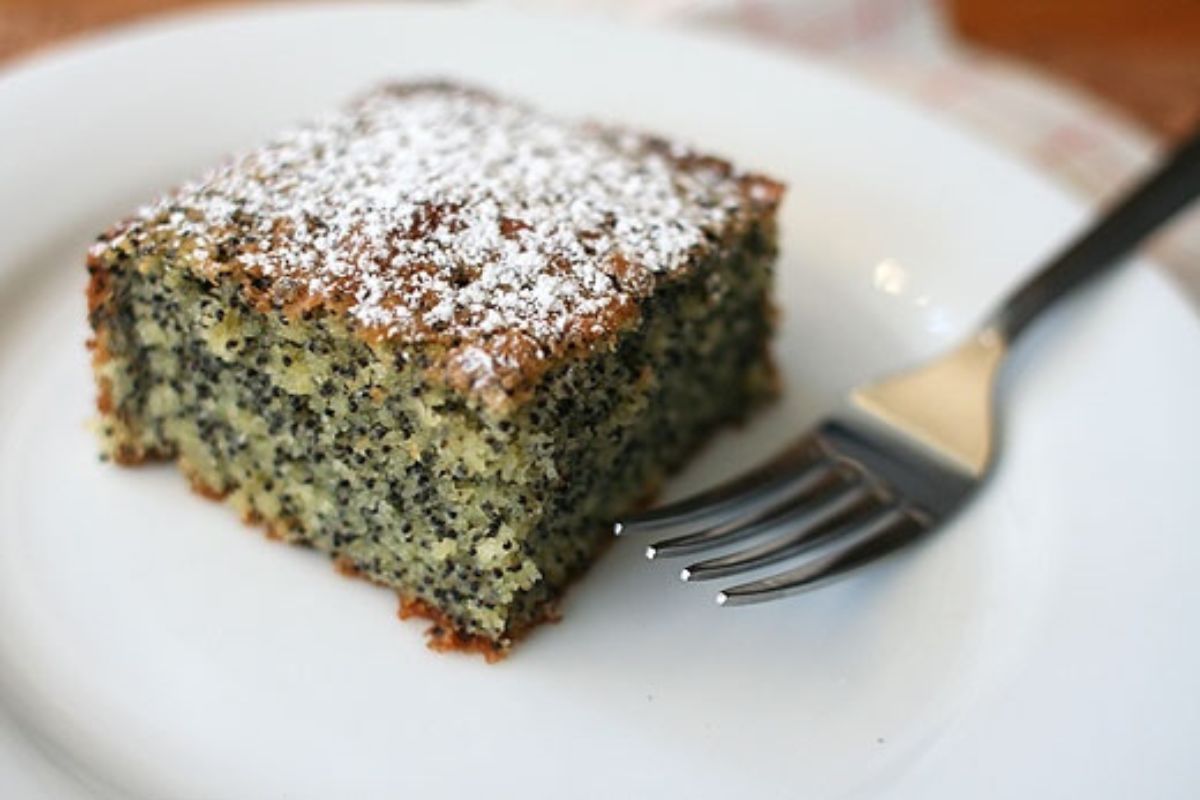 corn-and-poppy-seed-loaf-recipe