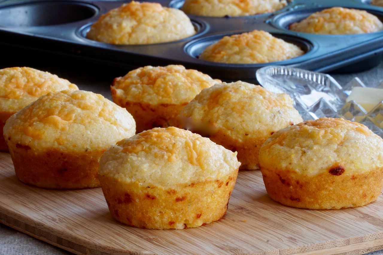 cornbread-muffins-with-cheddar-cheese-recipe