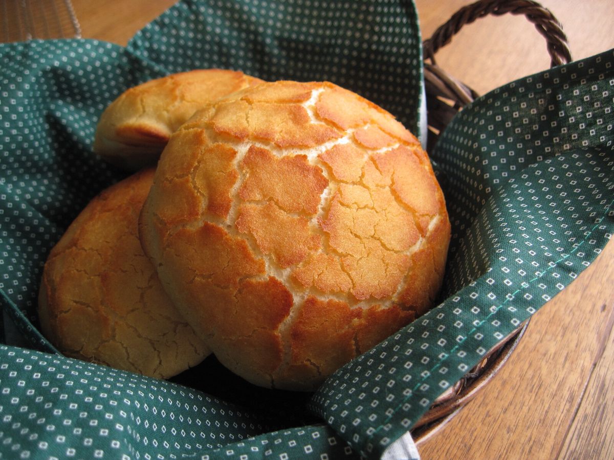 dutch-crunch-rolls-recipe