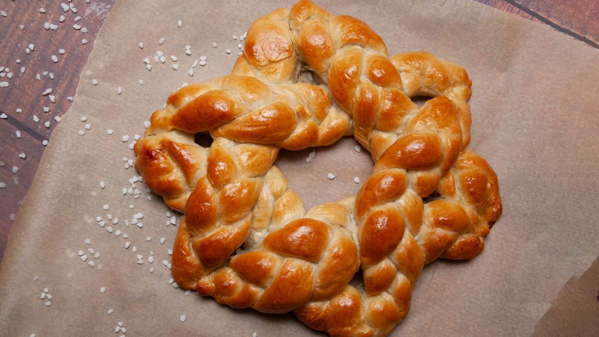 hanukkah-star-challah-recipe
