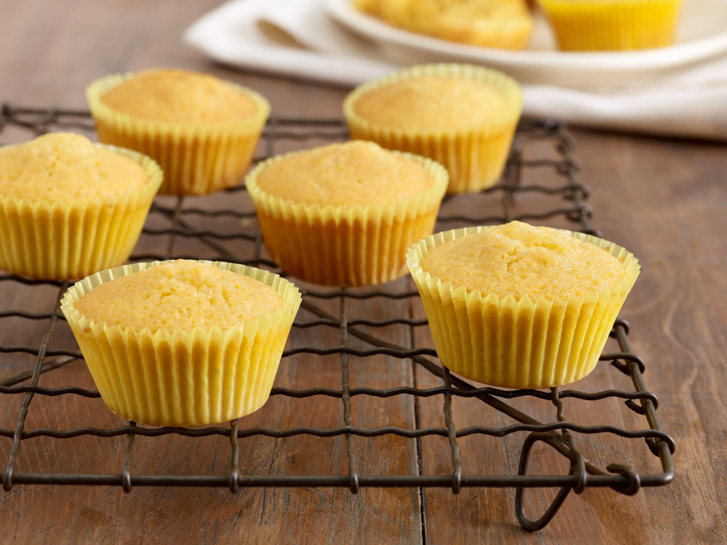 honey-cornbread-muffins-recipe