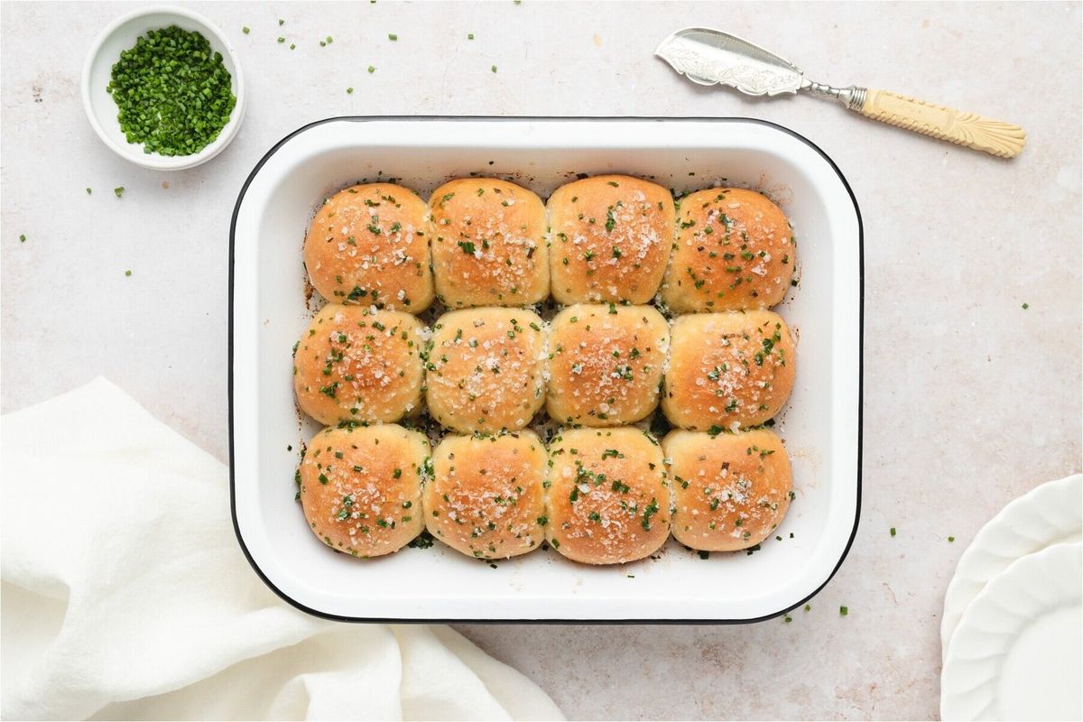 sour-cream-sandwich-rolls-recipe