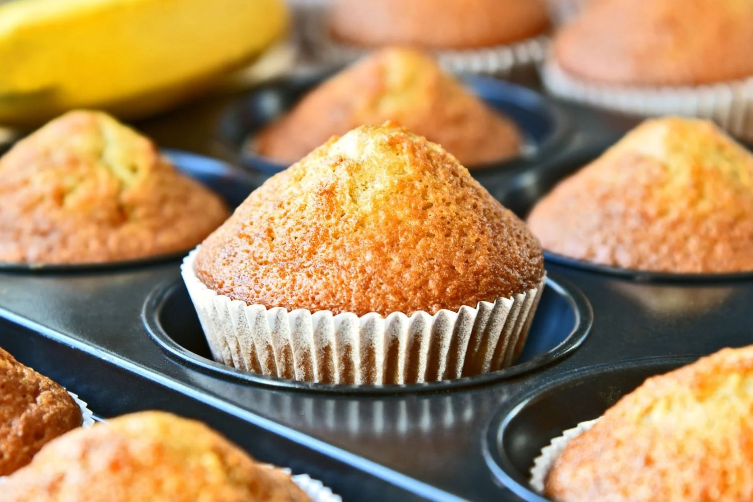 banana-bread-muffins-recipe