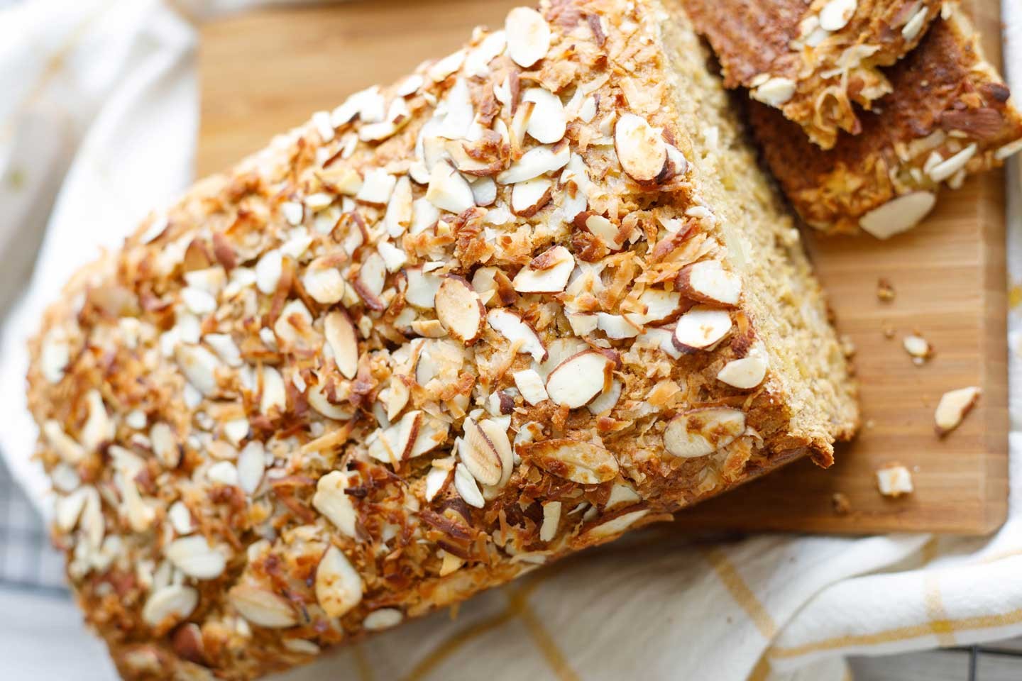 hawaiian-coconut-banana-bread-recipe