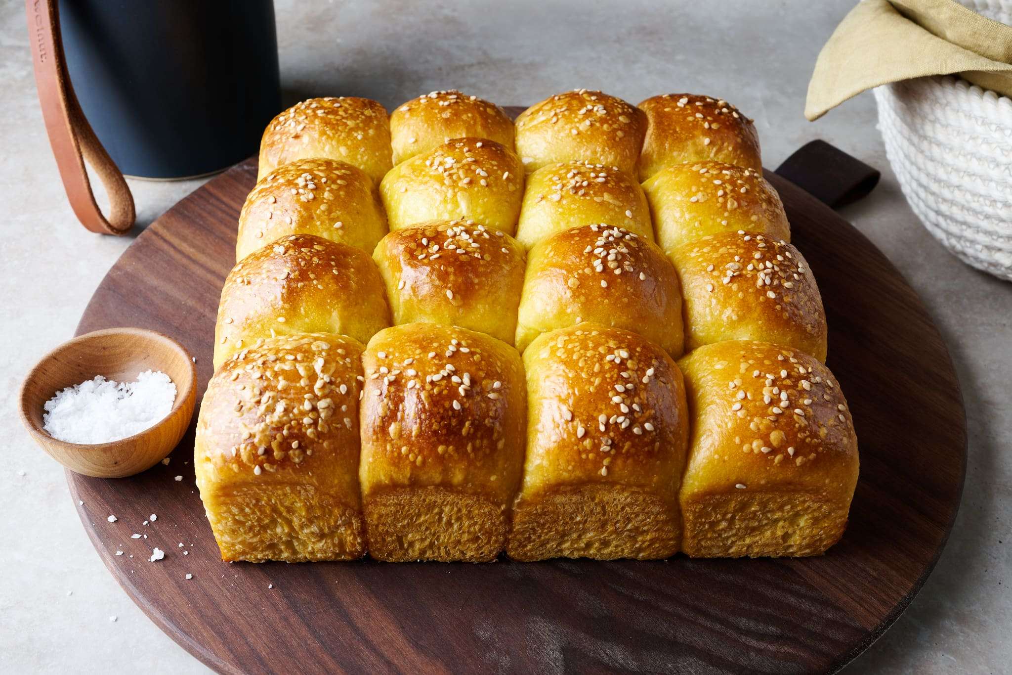 pumpkin-dinner-rolls-recipe